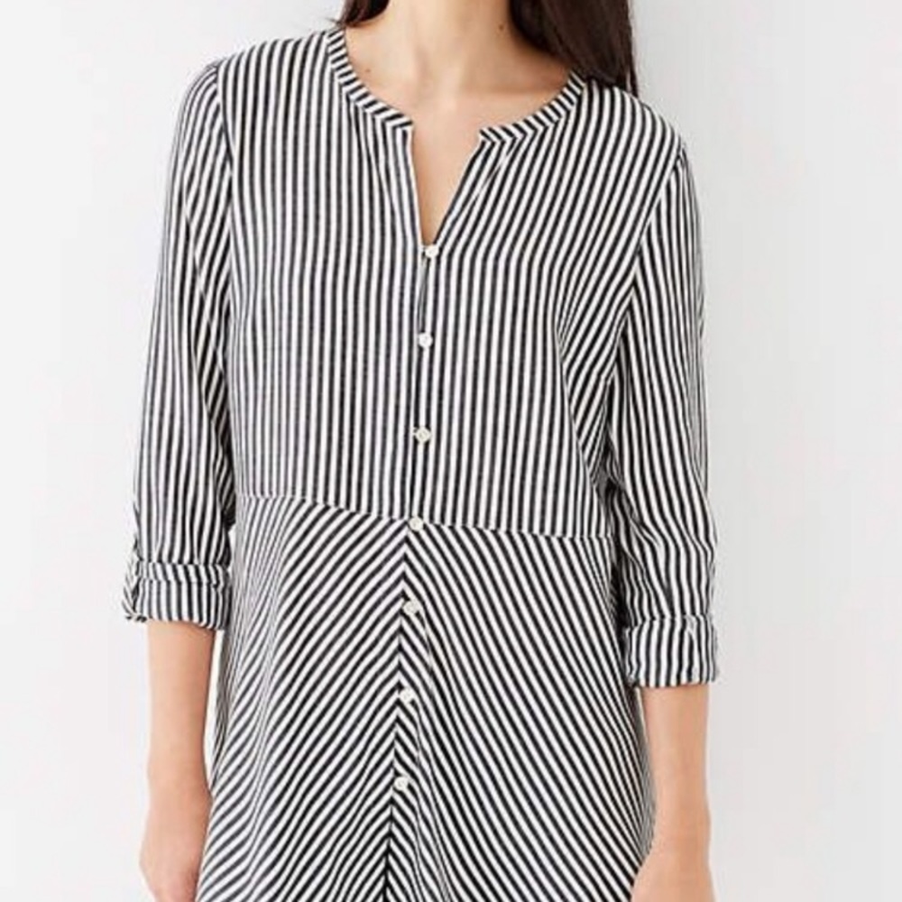 J. Jill Black and White Striped Tunic